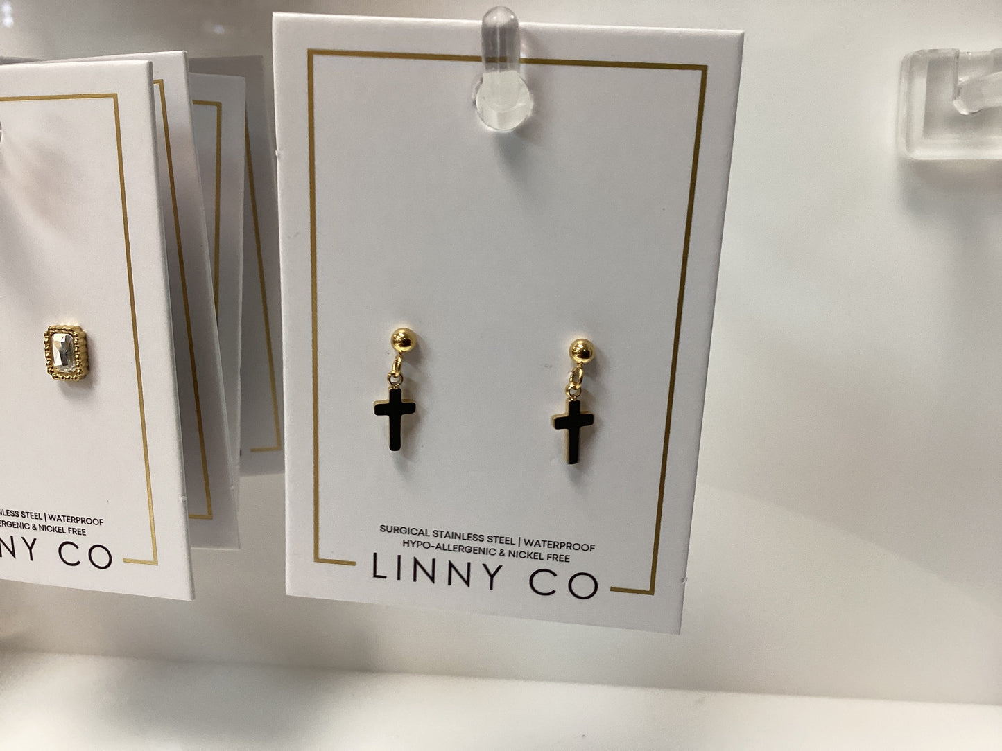 Linny Co Millie Cross gold