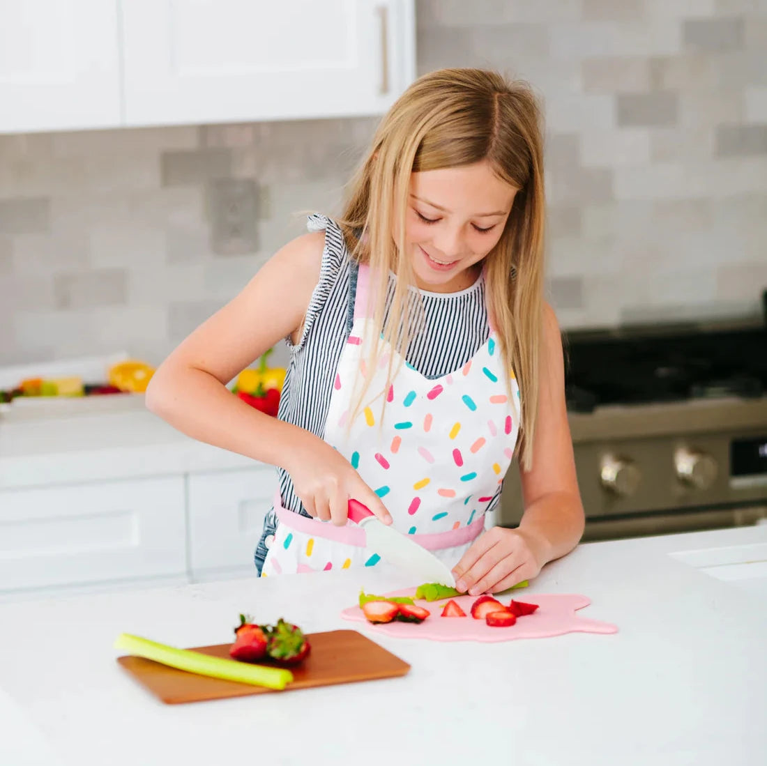 Cutting Board & Knife Set