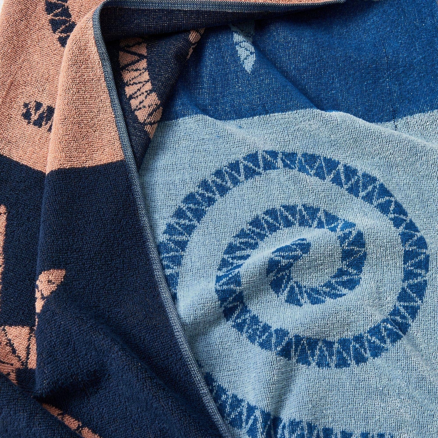 100% Cotton Jacquard Beach Towels | Playa Collection
