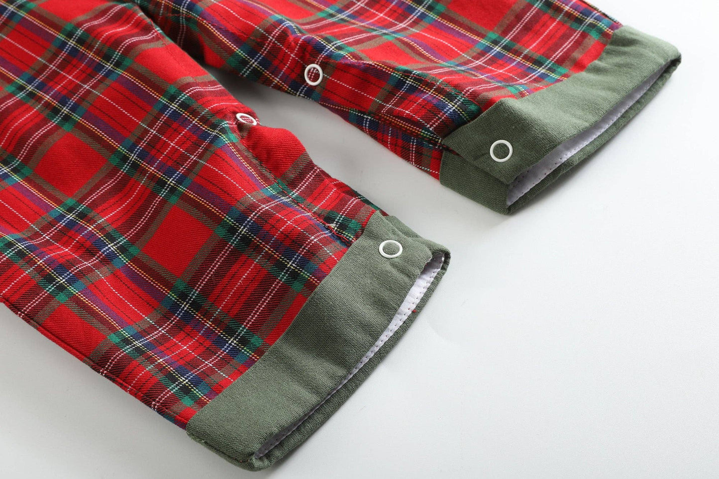 Plaid Christmas Truck & Tree Longall