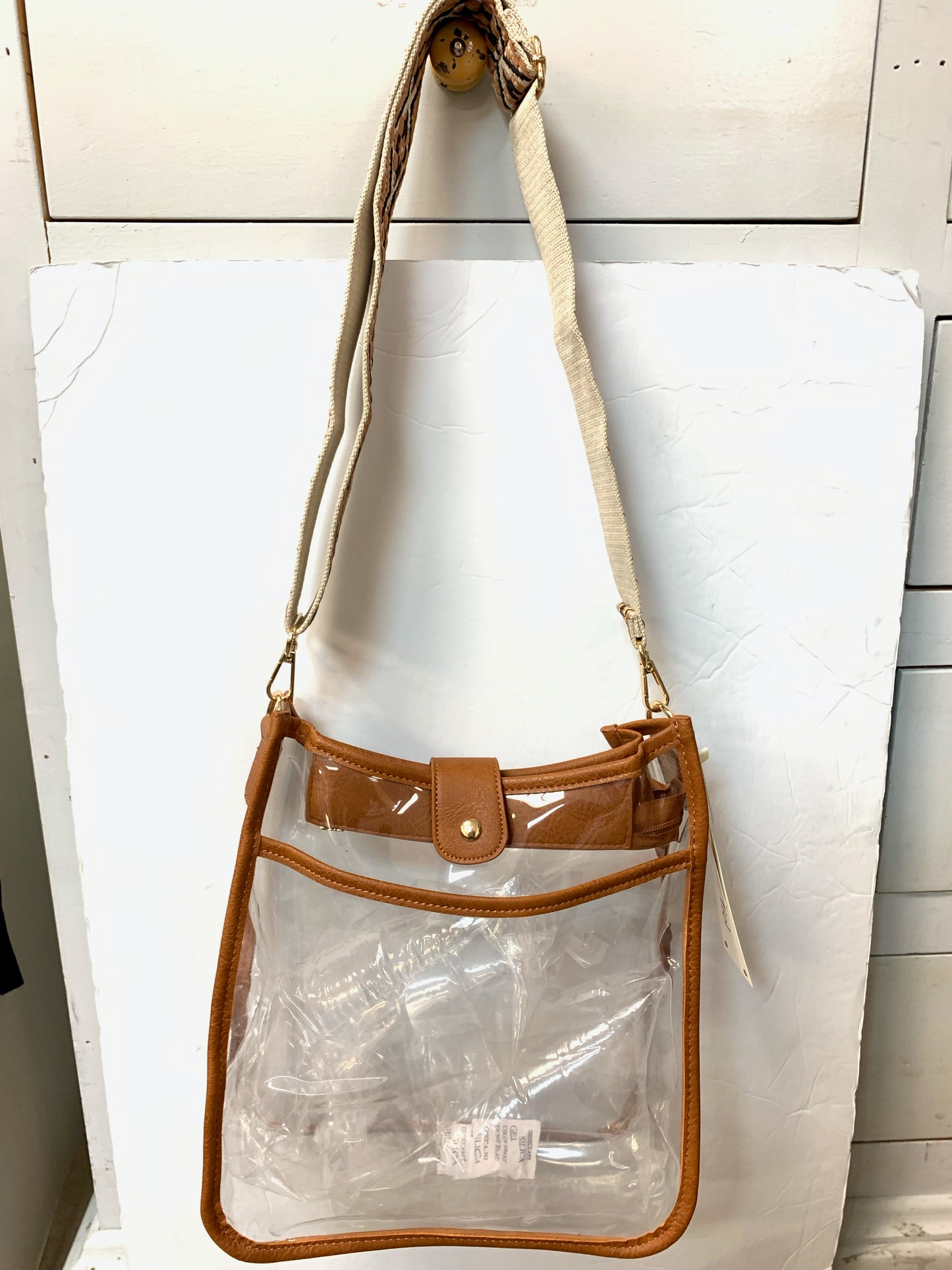 CLEAR PURSE WITH GUITAR STRAP