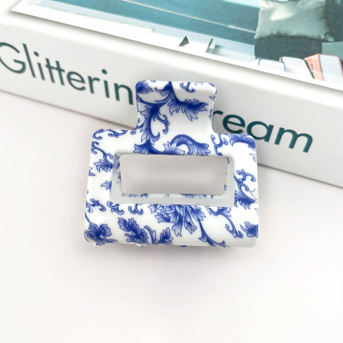 Blue and White Porcelain Textured Claw Clip