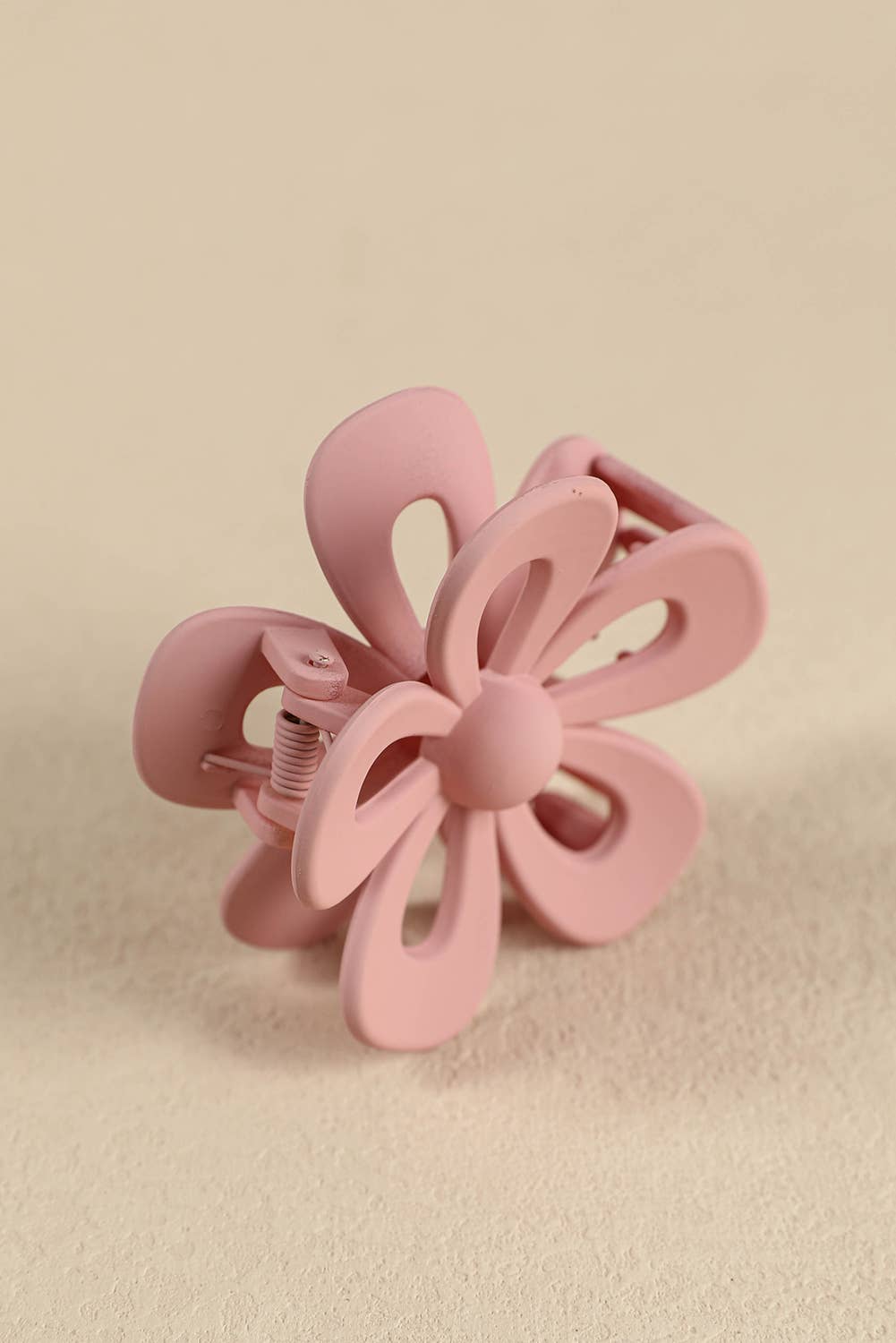 Hollowed Flower Shape Claw Clip