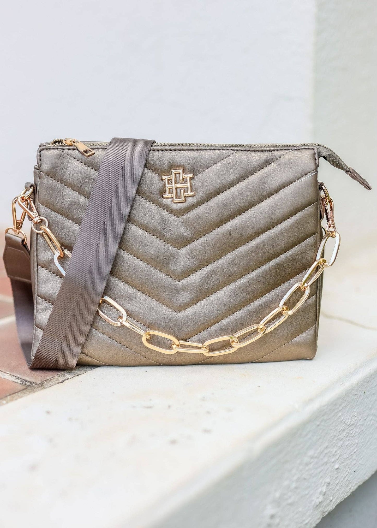 Ariana Quilted Crossbody BRONZE