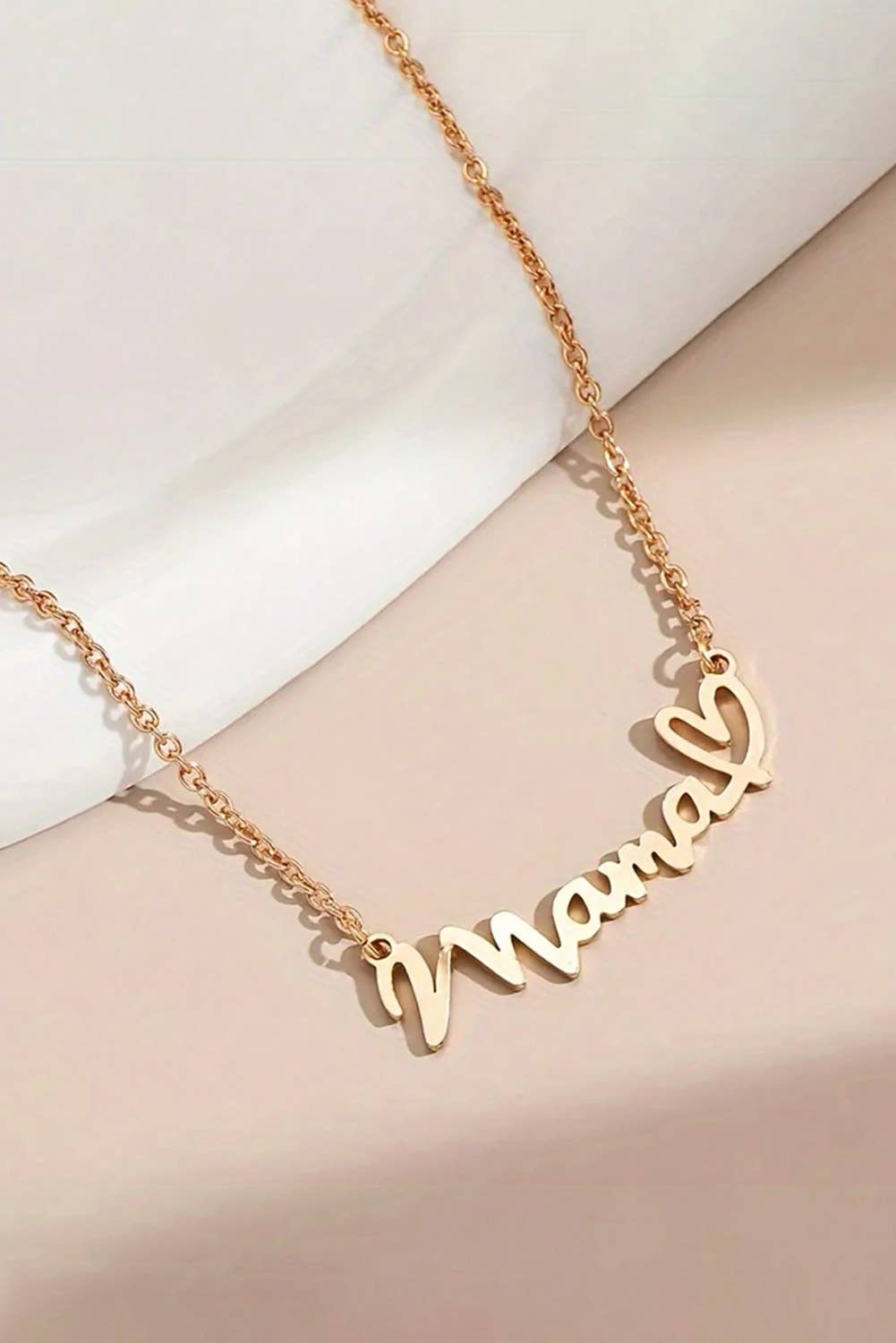 MAMA Heart Bead Necklace