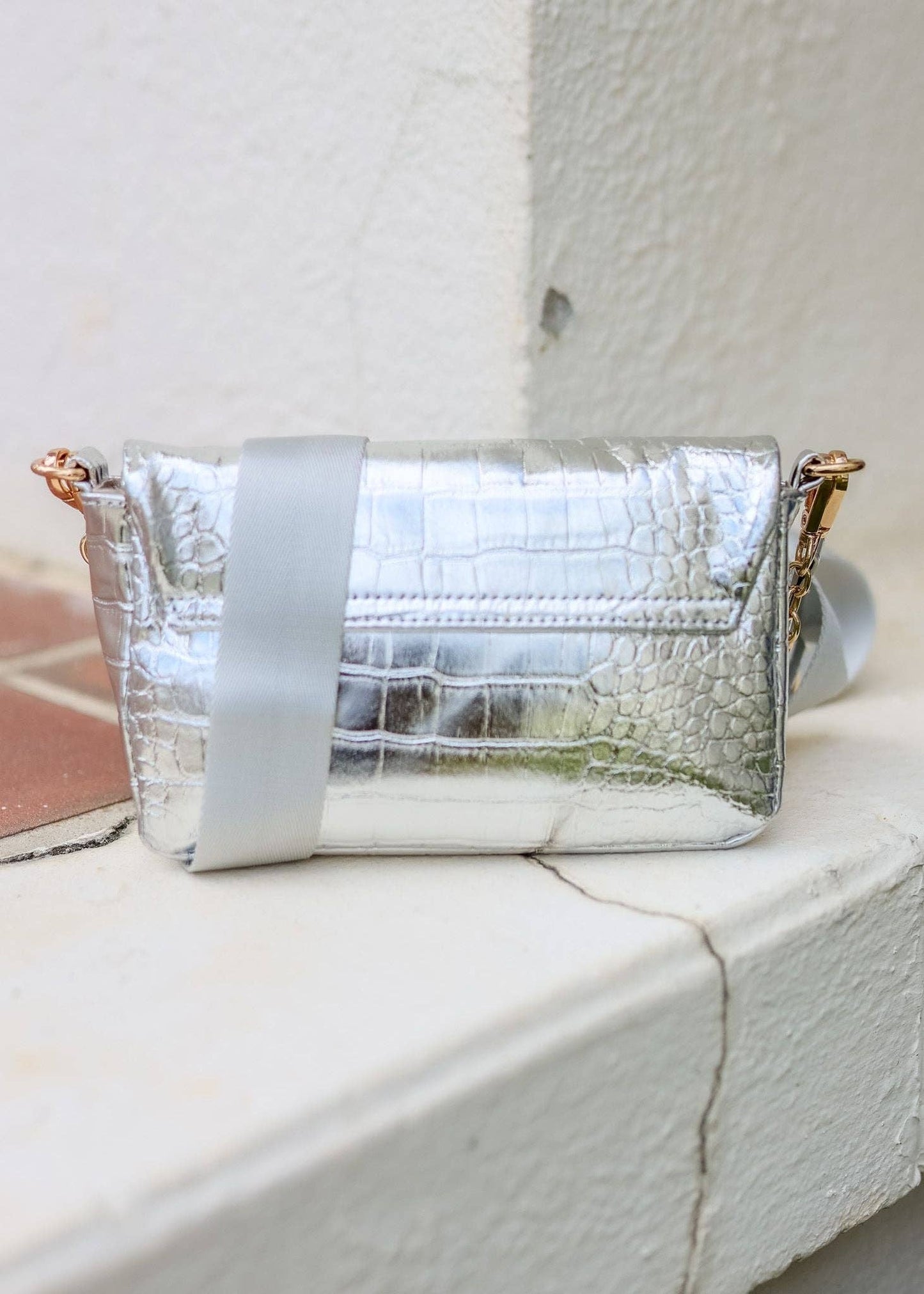 Dakota Platinum Crossbody