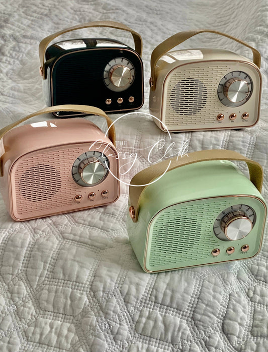 Vintage Bluetooth Radio - Cream