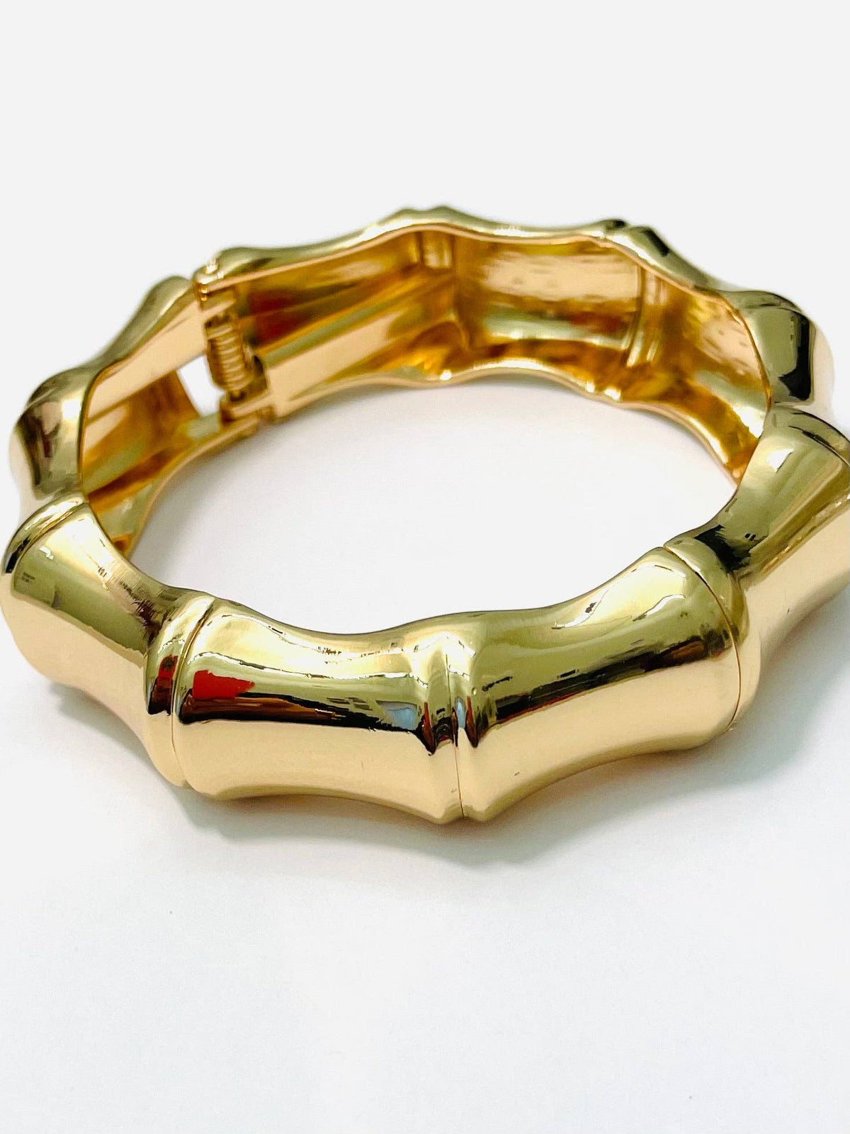 CHIC - Hinged Bamboo Cuff (shiny gold) BBR502